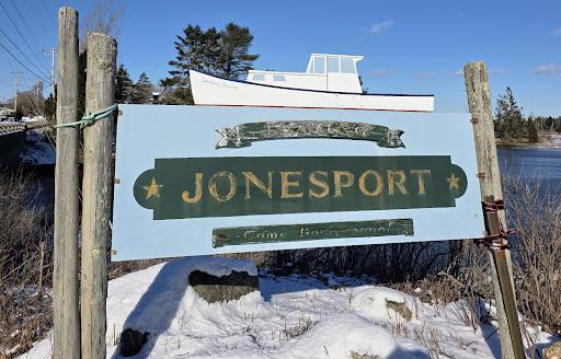 Jonesport Pizza Shop
